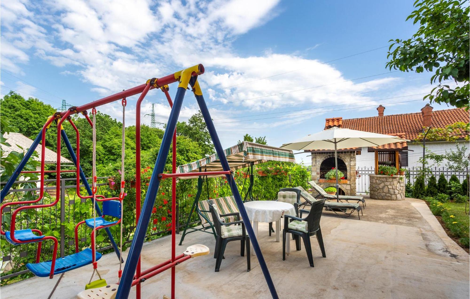Beautiful Apartment In Matulji With Wifi Exteriör bild