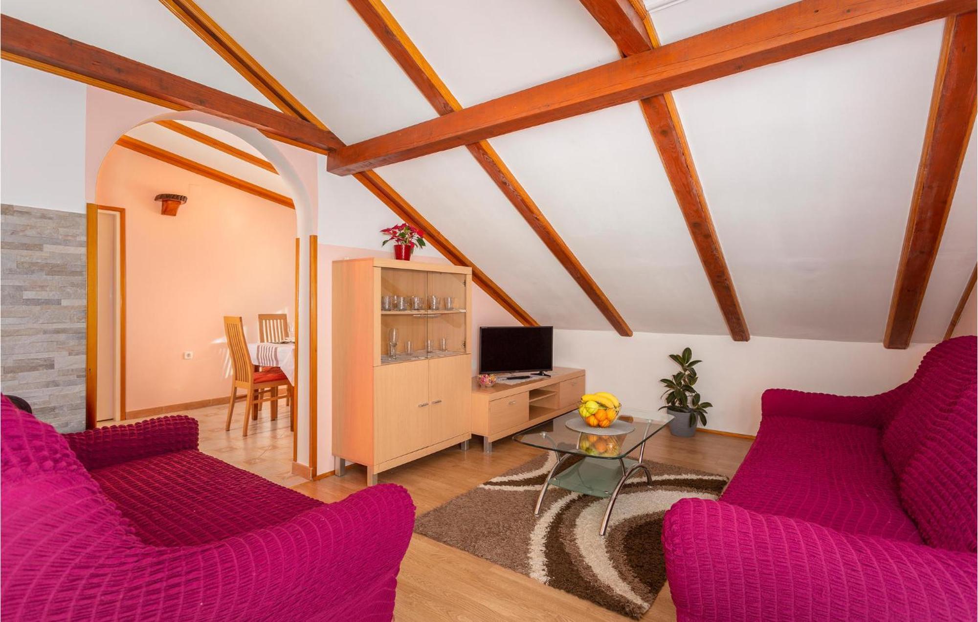 Beautiful Apartment In Matulji With Wifi Exteriör bild